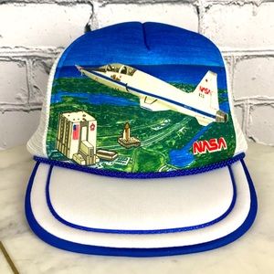NASA Kennedy Space Center Space Shuttle Rocket 80’s Vintage Snapback Trucker Hat